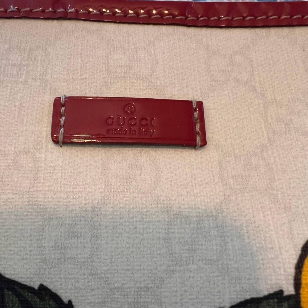 Gucci Supreme Tattoo Heart Tote Bag – Limited Edition 2008 GG Canvas Red Trim - Picture 4 of 16